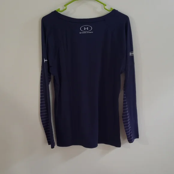 Underarmor NFL Patriots top - Picture 6 of 8